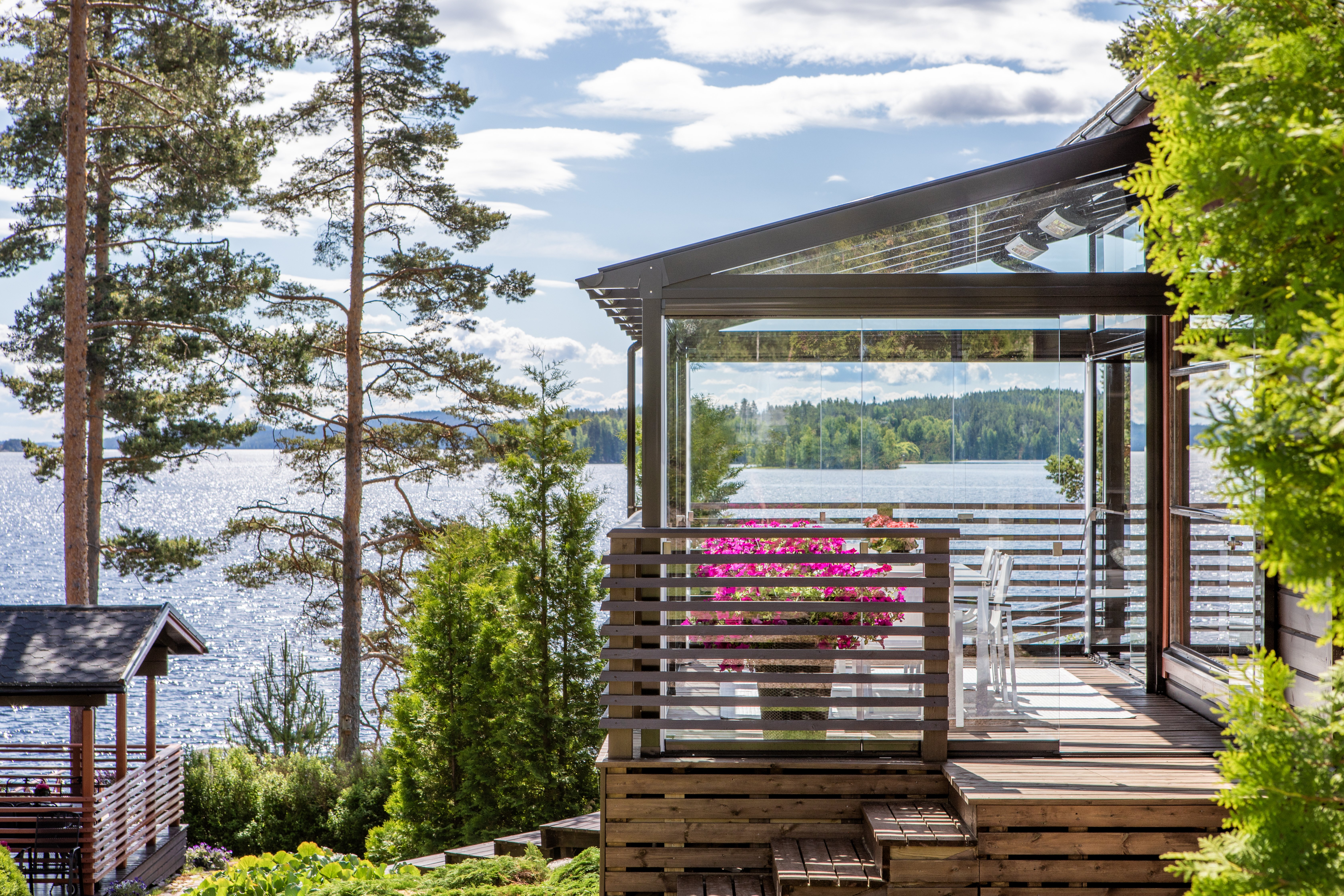 Sunroom by the lake in summertime in Finland