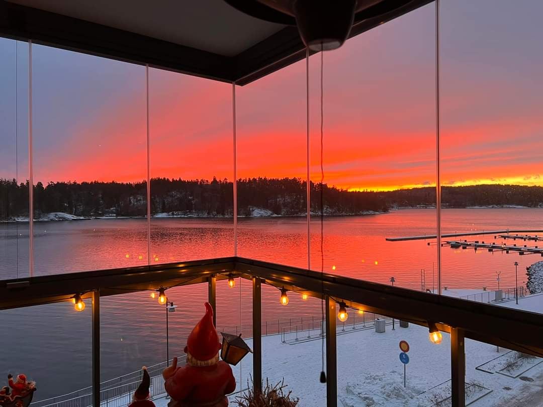 Lumon Norge_Innglassing i solnedgang og julefred