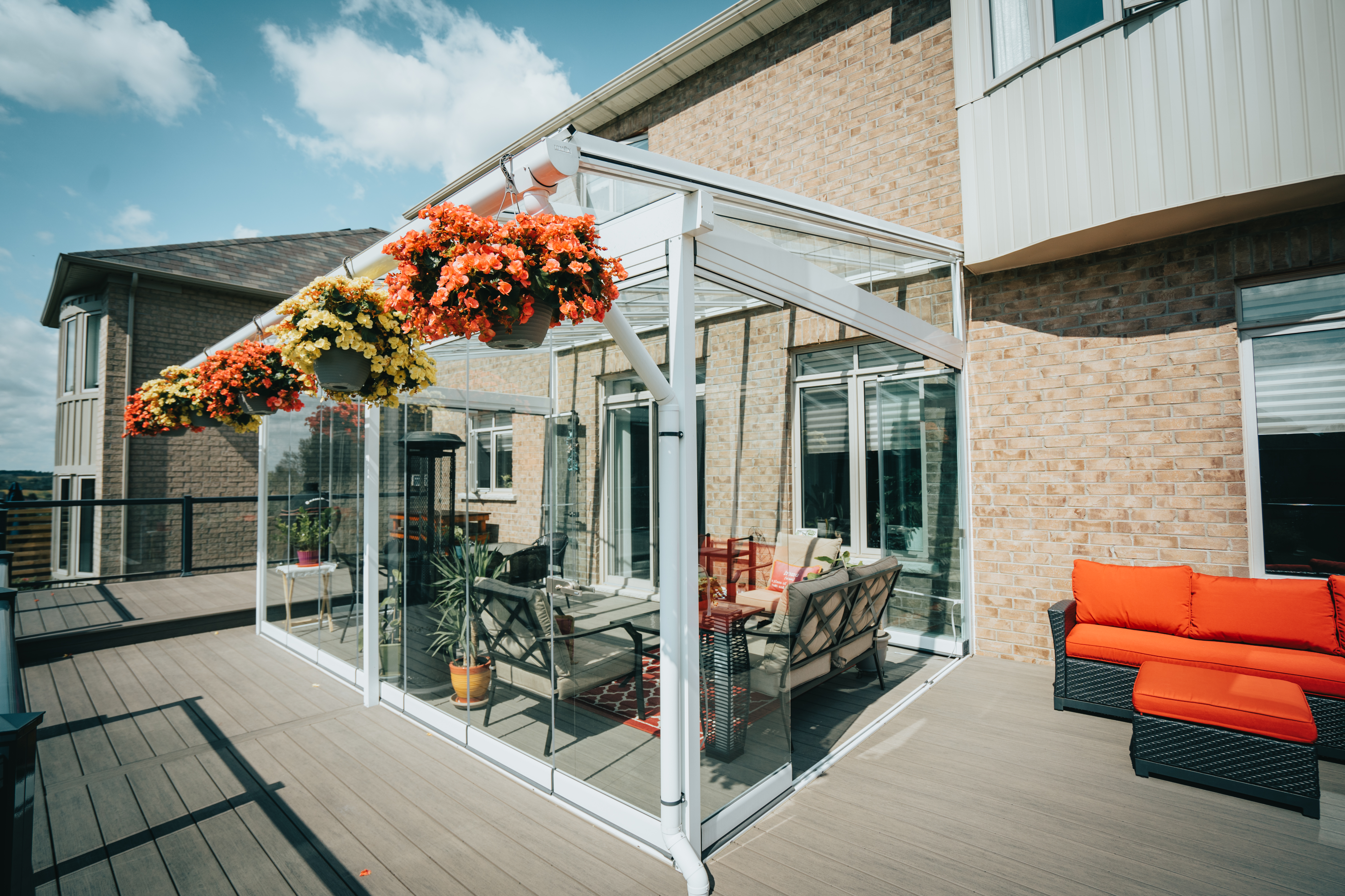 Sunroom at the back of a brick yard: what to expect from your free home consultation